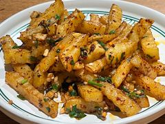 折耳根土豆-云海肴·汽锅鸡·云南菜(美罗城店)