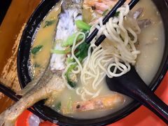 大黄鱼海鲜面-台州老六海鲜面馆(上南总店)