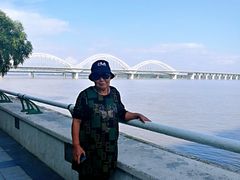 -人民防洪胜利纪念塔