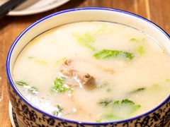 -清真·玛丽亚新疆菜主题餐厅(浙江中路店)