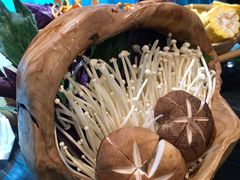 -东椰·海南椰子鸡火锅(朝阳门店)