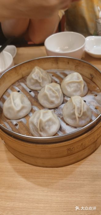 鸡鸣汤包(罗廊巷店)鸡汁汤包图片