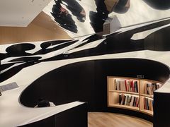 -涨巢·潮玩水疗局