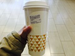 -CoCo都可(湖滨银泰店B区店)