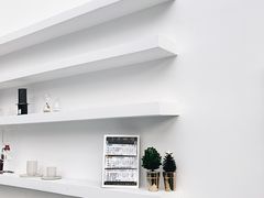 -UNI UNI(环亚凯瑟琳店)