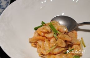 Scallion Stir-fried Tide Shrimp