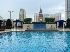 -澳门瑞吉酒店室外泳池