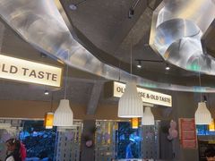 -老房老舍重庆火锅(假日城市店)