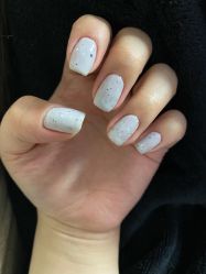-花系美·美甲美睫精品店
