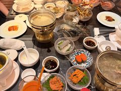 -半岛翡丽海鲜自助餐厅(观风亭店)