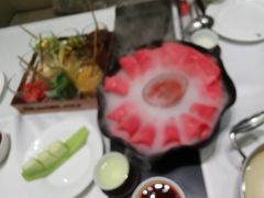 -红鼎豆捞·非遗鲍皇汤火锅(宝丰路店)