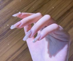 -悦指间美甲美睫