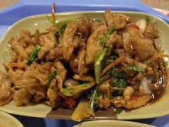 -东海岸人工湖美食村