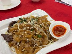 广式炒牛河-鼎珑点心仔(燕塘店)