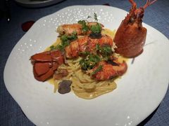 鲜掉眉毛丨龙虾海胆松露意面-弦月窗LUNETTE BY AMANDA(复兴路店)