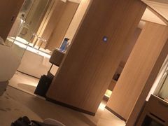 -上海佘山世茂艾美酒店