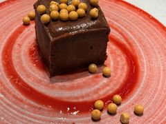 -LES ELITES 英集荟(南京西路店)