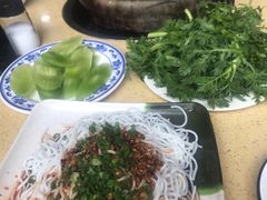 -东巴谷野生菌火锅餐厅