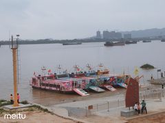 -羚羊峡古栈道森林公园