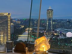 -Hi City·城市之巅