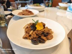 -梅飞酒家(名辉豪庭店)