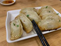 -小姜锅贴(凤凰街店)