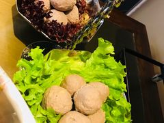 -左庭右院鲜牛肉火锅(金山万达店)