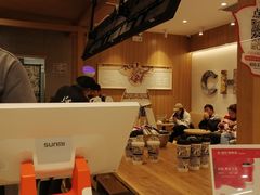 -霸王茶姬(建邺万达广场店)