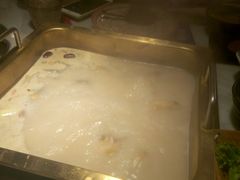 -尚尚仙·酸汤猪手·猪肚鸡火锅(华联万柳购物中心店)