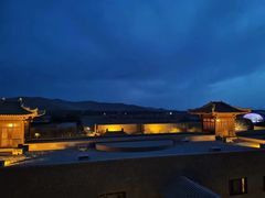 -敦煌山庄摘星阁