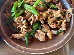 -隔壁老王·家常云南菜(花巷店)