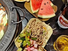 -宽板凳老灶火锅(台湾街店)