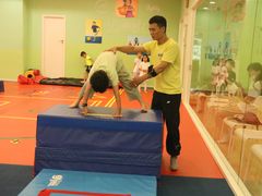 -小小运动馆(浦江店)