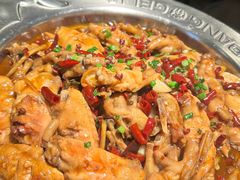 鸡翅煲-胖哥俩肉蟹煲(悦荟广场店)