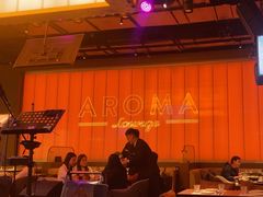-洛缦音乐餐厅(工业展览馆万象城店)