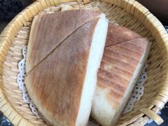 -八两八金·莱芜特色炒鸡(市南漳浦路店)