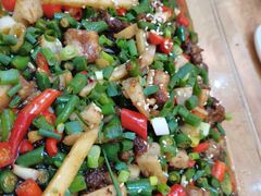 -黄桷树曹家私房菜(江与城店)
