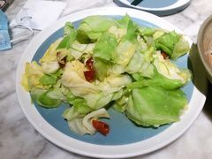 手撕圆白菜-懒人盐府人家(航天桥店)