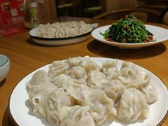 西芹鲜肉水饺大份42元-伊喜饺子·烤鸭(五道口学院路店)