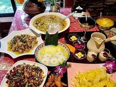 -月亮眼花园餐厅书吧酒吧