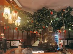 -八府香鸭·啫啫煲(华山路店)