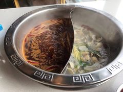 -憨铁匠老火锅(龙岗万科里店)