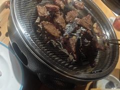 -青瓦餐厅·生鱼片·韩园烤肉(西塔店)