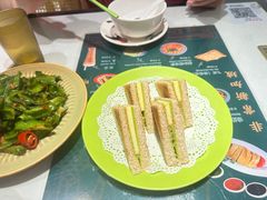 -滕记星发餐室·新加坡菜(巨鹿路店)