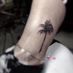 -SNOW TATTOO STUDIO