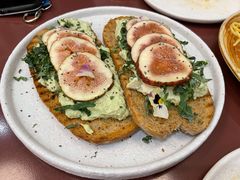无花果手撕鸡肉tapas-Toris(LuOne凯德晶萃广场店)