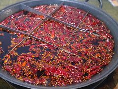 -渝嘴小老弟老火锅(华新村店)