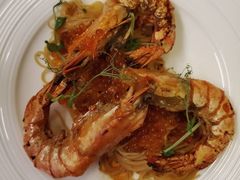 -Oasis Bar & Grill