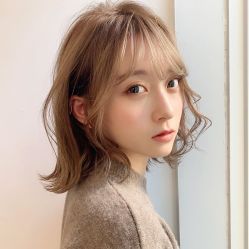 -AYO SALON