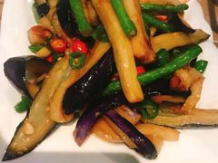 梅香肉汁手撕茄子-新白鹿餐厅(爱琴海购物中心店)